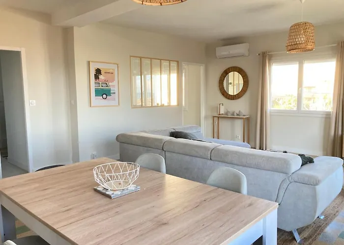 Joli Avec Vue